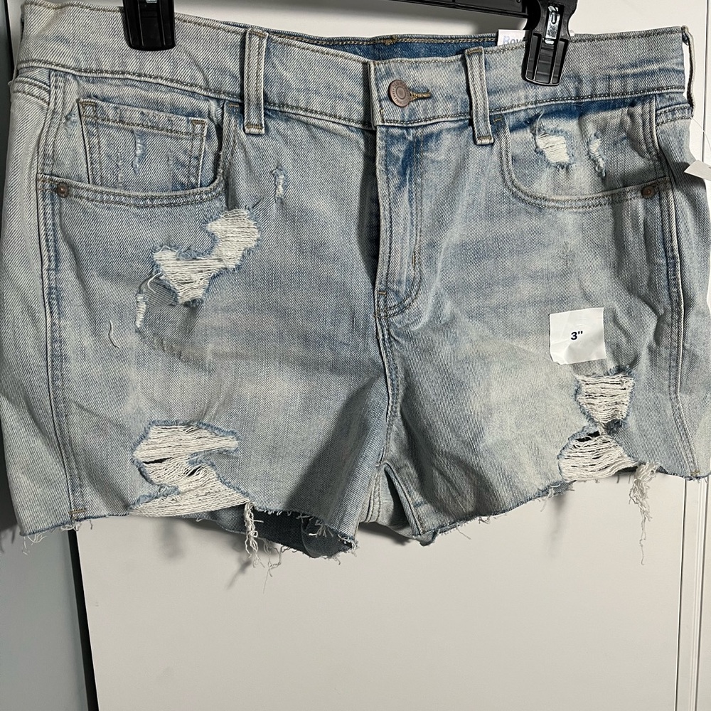 Old Navy 3”  Boyfriend Denim Shorts
